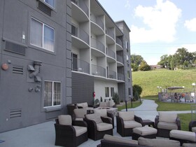 Baymont by Wyndham Hot Springs On the Lake