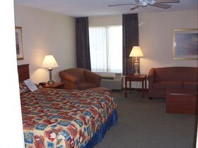 Baymont by Wyndham Hot Springs On the Lake