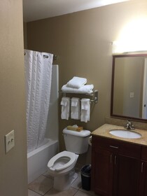 Candlewood Suites Hot Springs