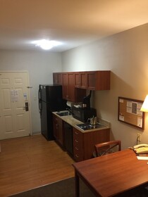 Candlewood Suites Hot Springs