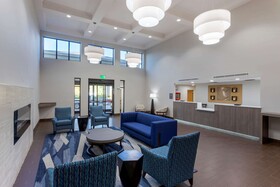 Comfort Inn & Suites