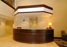 Comfort Suites