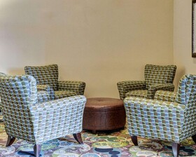 Comfort Suites