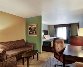 Comfort Suites