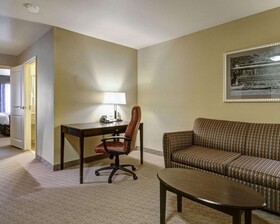 Comfort Suites