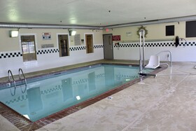 Country Inn & Suites by Radisson, Hot Springs, AR