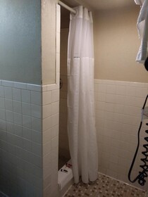 Days Inn by Wyndham Hot Springs