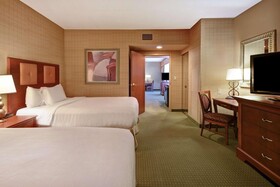 Embassy Suites by Hilton Hot Springs Hotel & Spa