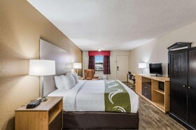 Quality Inn & Suites Hot Springs-Lake Hamilton