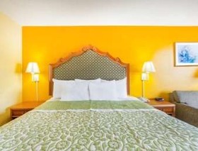 Days Inn by Wyndham Jacksonville