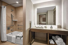 Embassy Suites by Hilton Jonesboro Red Wolf Convention Center