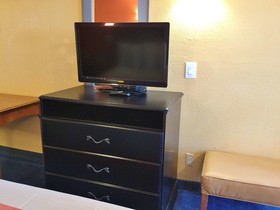 Americas Best Value Inn and Suites Little Rock