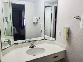 Americas Best Value Inn - Little Rock / West Medical Center