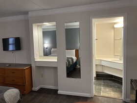 Americas Best Value Inn - Little Rock / West Medical Center