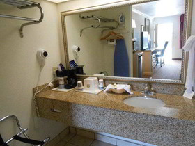 Days Inn by Wyndham Little Rock South