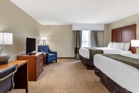 Comfort Inn & Suites Airport