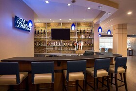 Comfort Inn & Suites Presidential