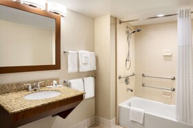 Comfort Inn & Suites Presidential