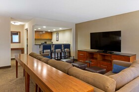 Comfort Inn & Suites Presidential