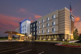 Fairfield Inn & Suites Little Rock Airport