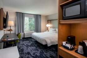 Fairfield Inn & Suites Little Rock Airport