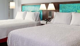 Hampton Inn & Suites Little Rock Airport