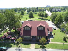 HI Little Rock Firehouse Hostel & Museum
