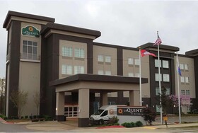 Spark by Hilton Little Rock West