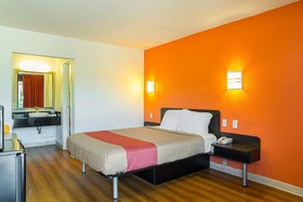 Motel 6 Little Rock, AR - West
