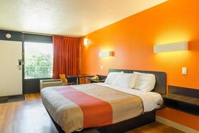 Motel 6 Little Rock, AR - West