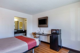 Motel 6 Little Rock, AR - West