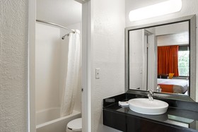 Motel 6 Little Rock, AR - West