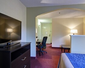 Quality Inn & Suites Little Rock West