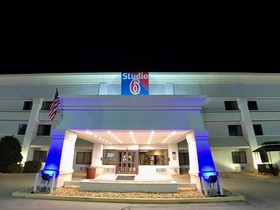 M Star Little Rock