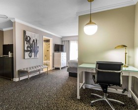 The Burgundy Hotel, Tapestry Collection by Hilton