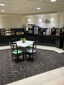 Wingate by Wyndham Little Rock