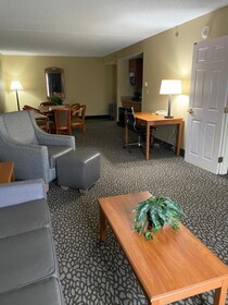 Wingate by Wyndham Little Rock
