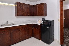 Holiday Inn Express Hotel & Suites Lonoke I-40 (Exit 175)