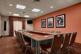 Hampton Inn Magnolia