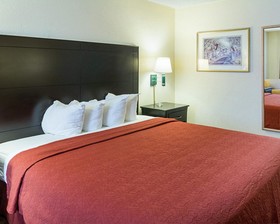 Quality Inn Magnolia