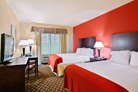 Holiday Inn Express Hotel & Suites Malvern