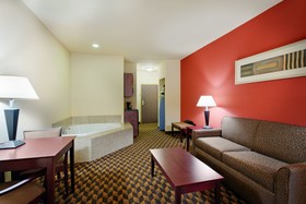 Holiday Inn Express Hotel & Suites Malvern