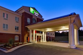 Holiday Inn Express Hotel & Suites Malvern