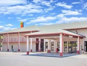 Super 8 by Wyndham Malvern