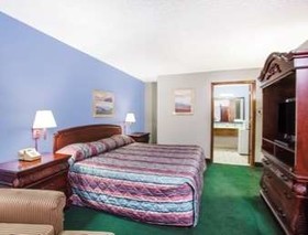 Super 8 by Wyndham Malvern