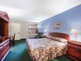 Super 8 by Wyndham Malvern