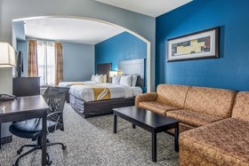 Quality Suites Maumelle - Little Rock NW