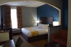Quality Suites Maumelle - Little Rock NW