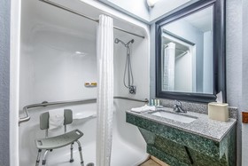 Quality Suites Maumelle - Little Rock NW