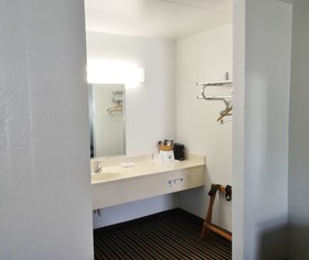 Americas Best Value Inn